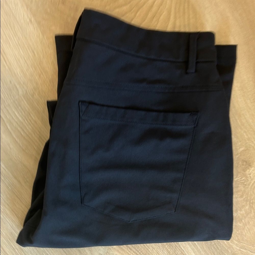 Old Navy Men's Dark Navy Chinos